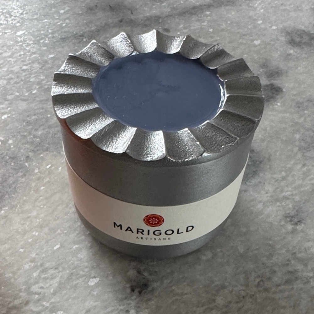 Marigold Artisans Scented Candle - Slate Blue and Silver